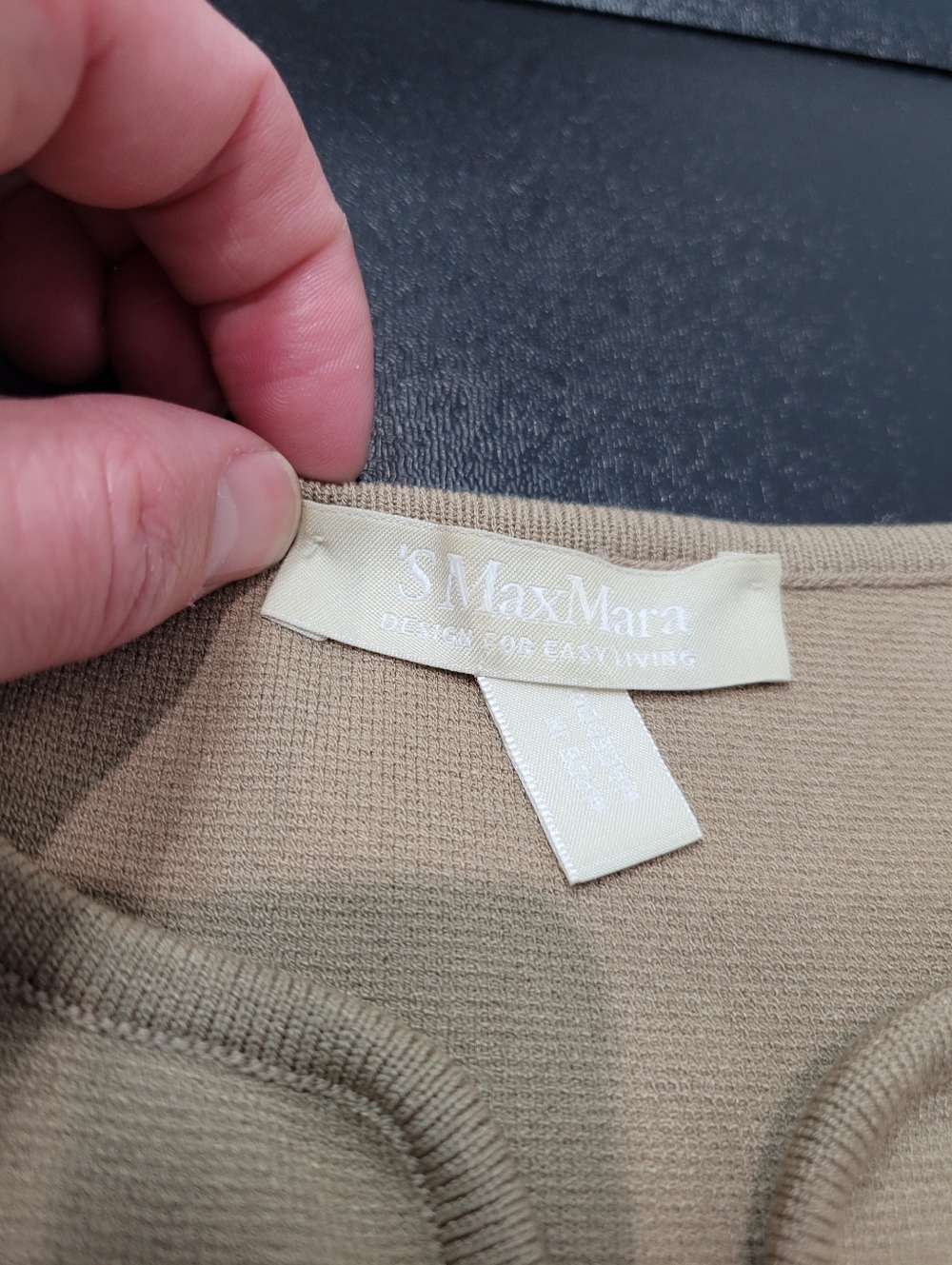 Beige Notch-Neck Ribbed Knit Shift Dress - Picture 4 of 5